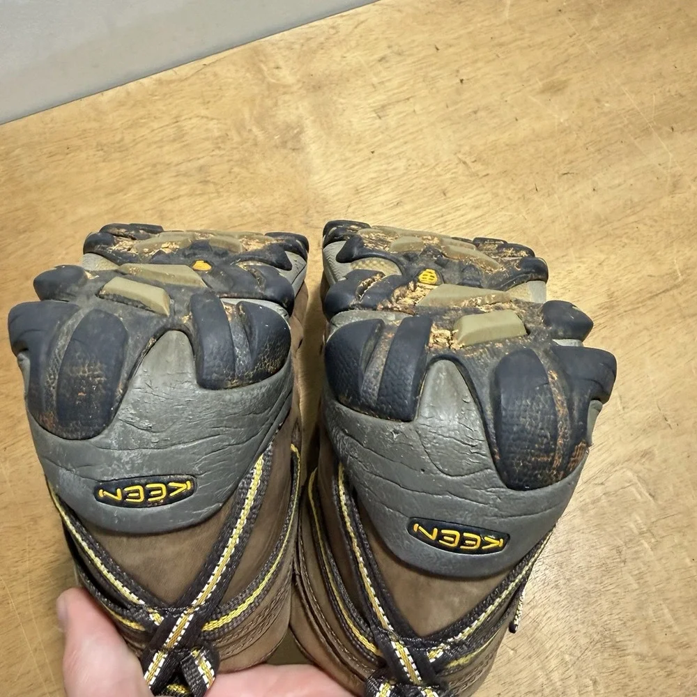 Keen Targhee II Mid Waterproof Hiking Boots Mens 11 Brown Leather 1017346